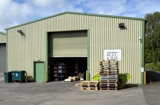 Plus de détails pour Northfield Ln, York - Industriel/Logistique à louer