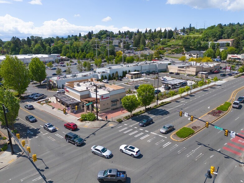 375 Rainier Ave S, Renton, WA à vendre - Photo de l’immeuble – Image 2 sur 4