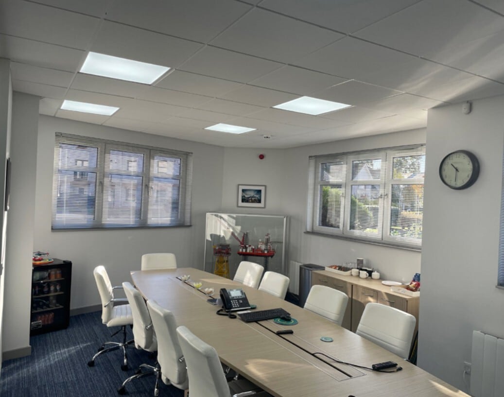 7 Pisys House Grandholm Crescent, Aberdeen, ABE AB22 8AA - Lot 3 -  - Photo intérieure - Image 2 of 3