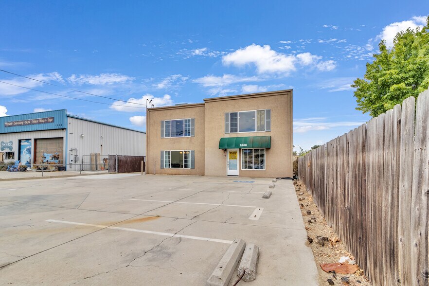 1338 D St, Ramona, CA à vendre - Photo de l’immeuble – Image 2 sur 44