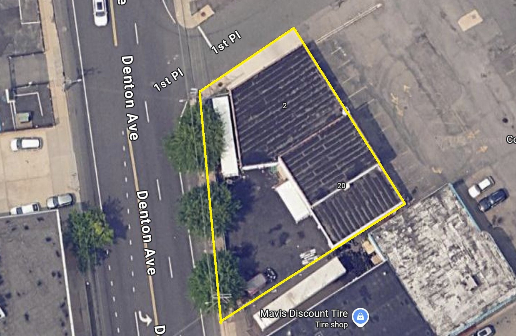 20 Denton Ave, Garden City Park, NY à louer Photo de l’immeuble– Image 1 sur 2