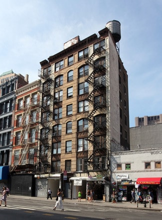 Plus de détails pour 336-340 Canal St, New York, NY - Local commercial à louer