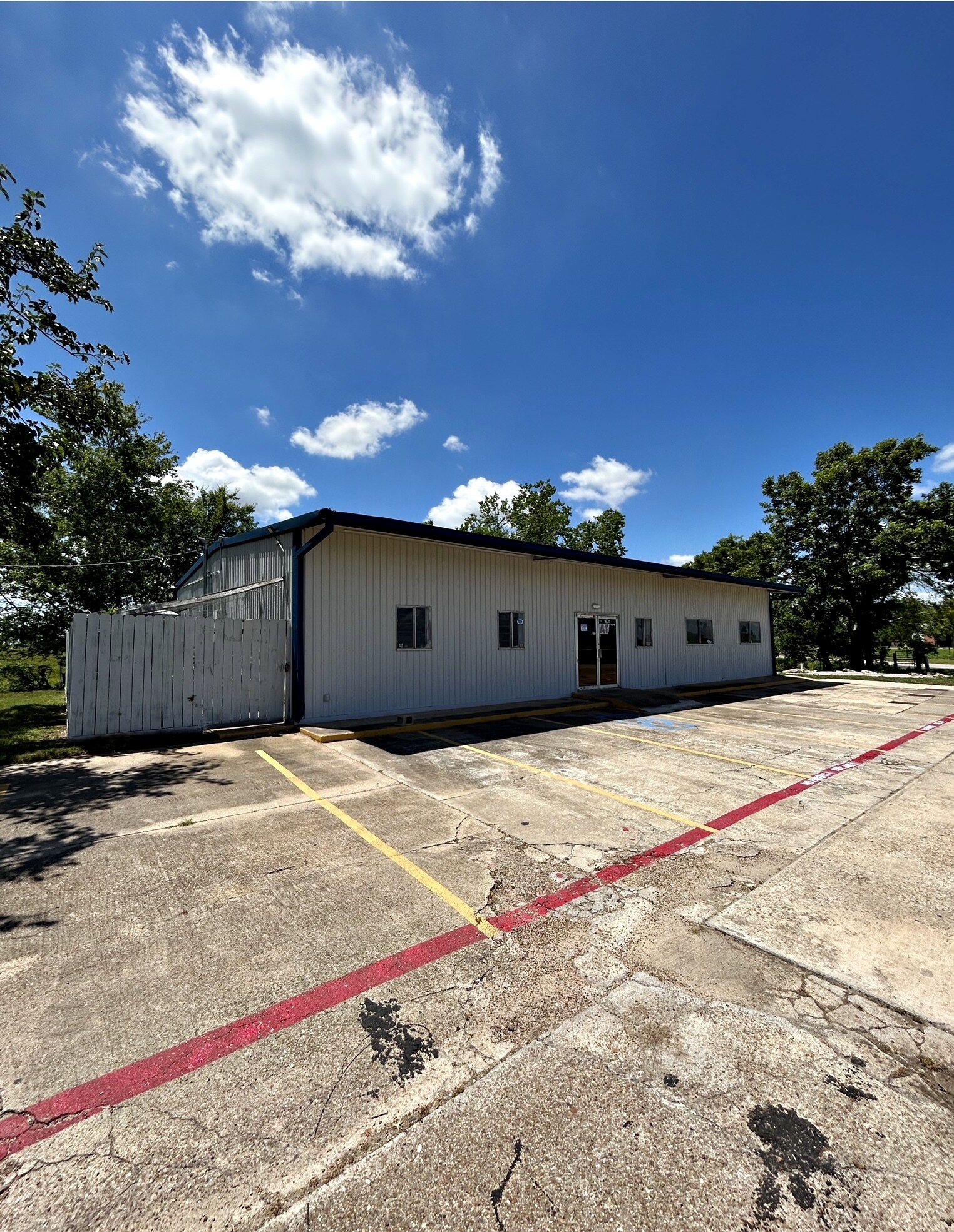 1631 FM 655, Rosharon, TX à vendre Photo de l’immeuble– Image 1 sur 11