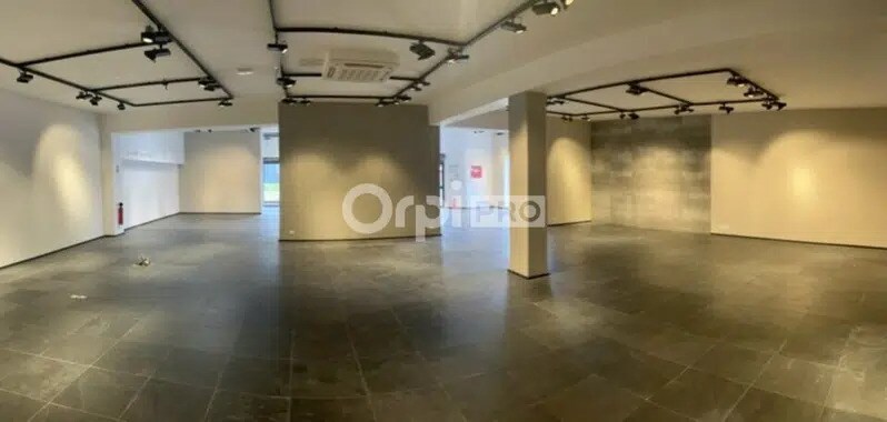 Local commercial dans Quetigny à louer - Photo de l’immeuble – Image 2 sur 6
