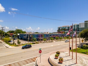 616-620 NW 2nd Ave, Fort Lauderdale, FL - VUE AÉRIENNE  vue de carte - Image1