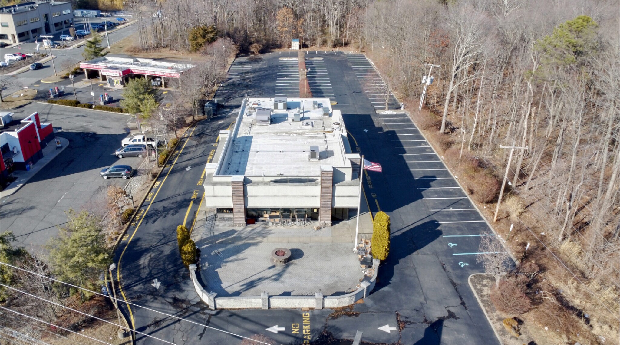 2658 Highway 516, Old Bridge, NJ à vendre Photo de l’immeuble– Image 1 sur 35