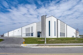 Plus de détails pour 1000 Blue Sky Ln, Coraopolis, PA - Industriel/Logistique à louer