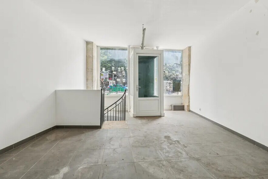 Local commercial dans Paris à louer - Photo intérieure – Image 2 sur 7