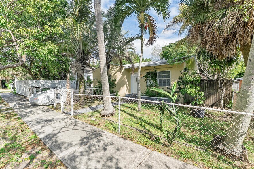 442 NE 1st Ave, Fort Lauderdale, FL à vendre - Photo de l’immeuble – Image 2 sur 6