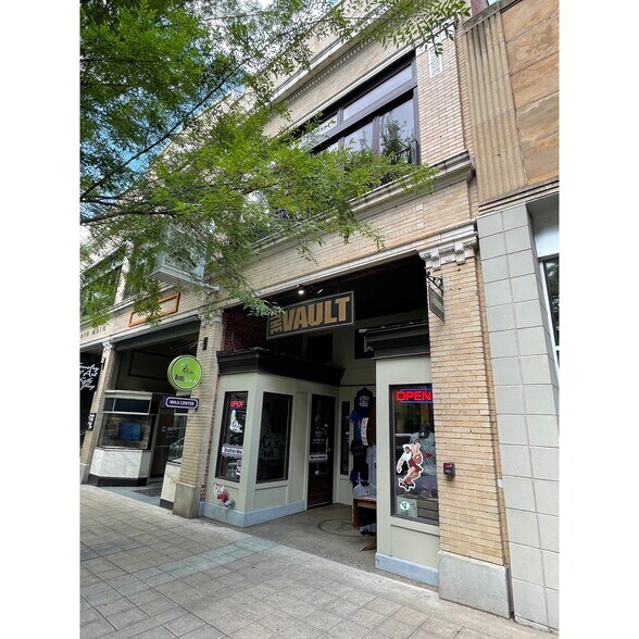 213 N Main St, Greenville, SC à louer - Photo de l’immeuble – Image 2 sur 6