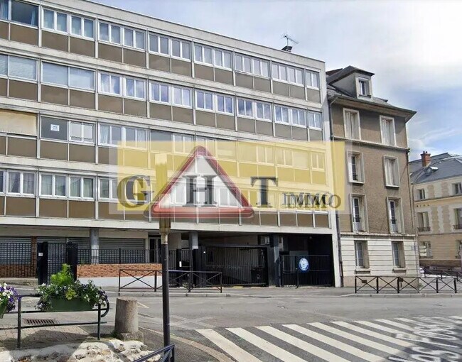 Plus de détails pour Bureau à vendre