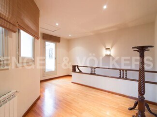 Plus de détails pour Bureau à vendre