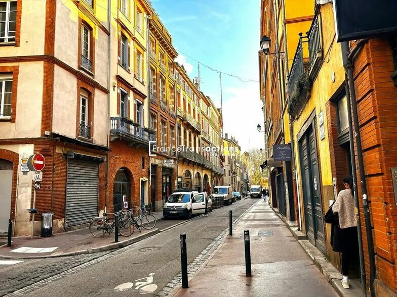 Local commercial dans Toulouse à louer - Photo de l’immeuble – Image 1 sur 2