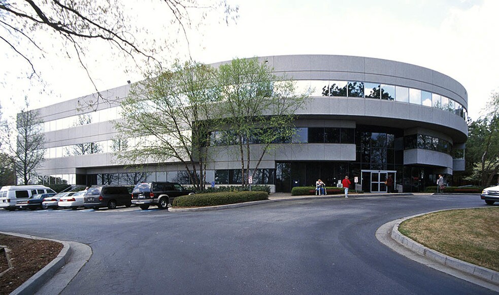 601 Professional Dr, Lawrenceville, GA à louer - Photo de l’immeuble – Image 2 sur 11