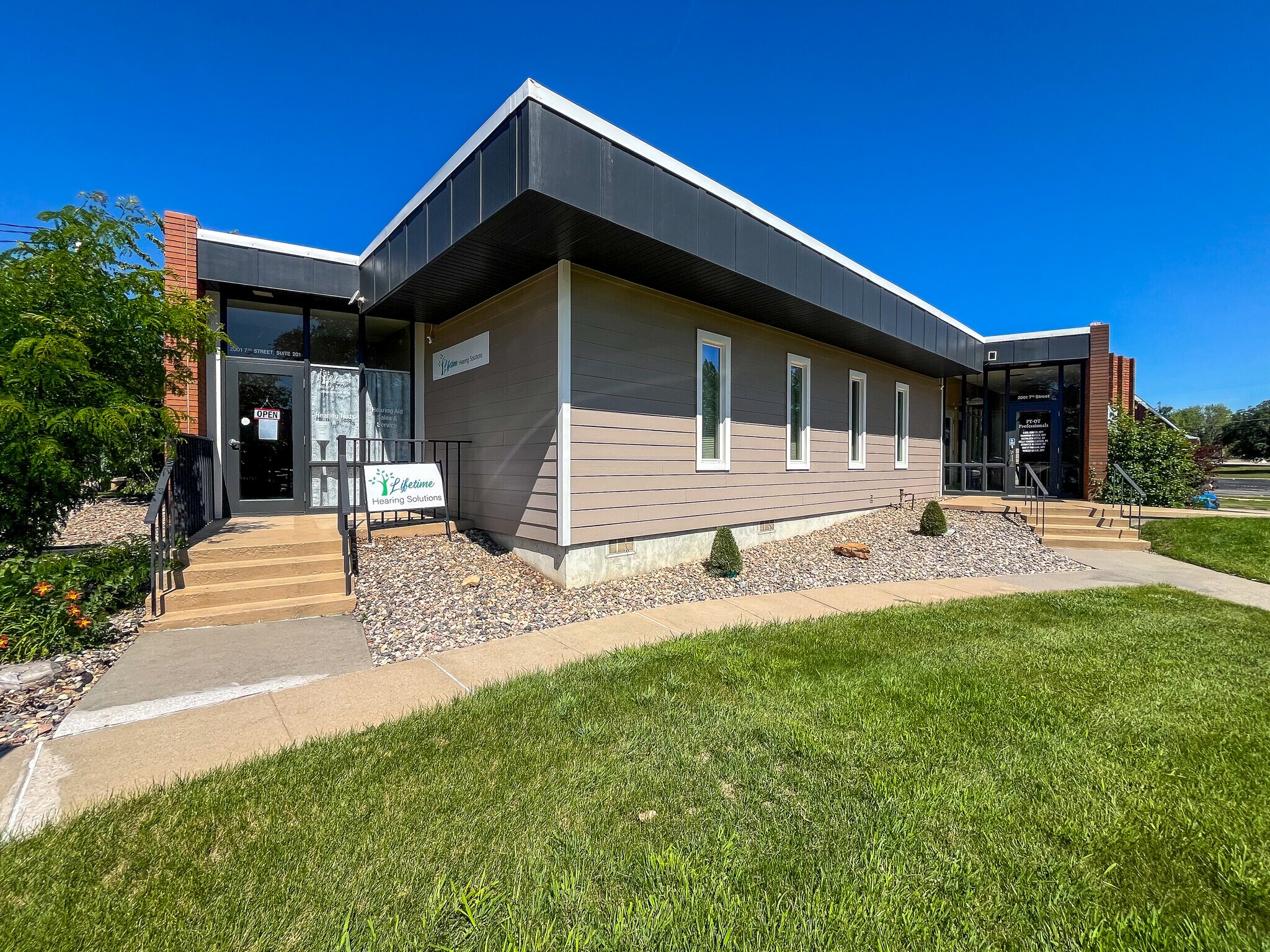 2001 7th St, Rapid City, SD à louer Photo de l’immeuble– Image 1 sur 29