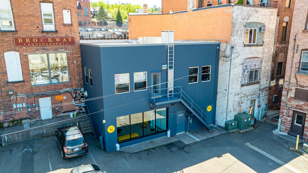 608 Shelden Ave, Houghton, MI à vendre - Photo de l’immeuble – Image 3 sur 56