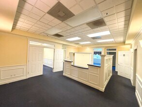 103 Providence Mine Rd, Nevada City, CA à louer Photo intérieure– Image 1 sur 8