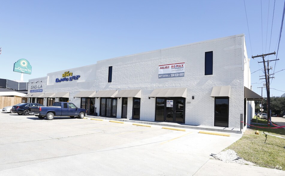 2301-2311 N Causeway Blvd, Metairie, LA à louer - Photo de l’immeuble – Image 1 sur 1