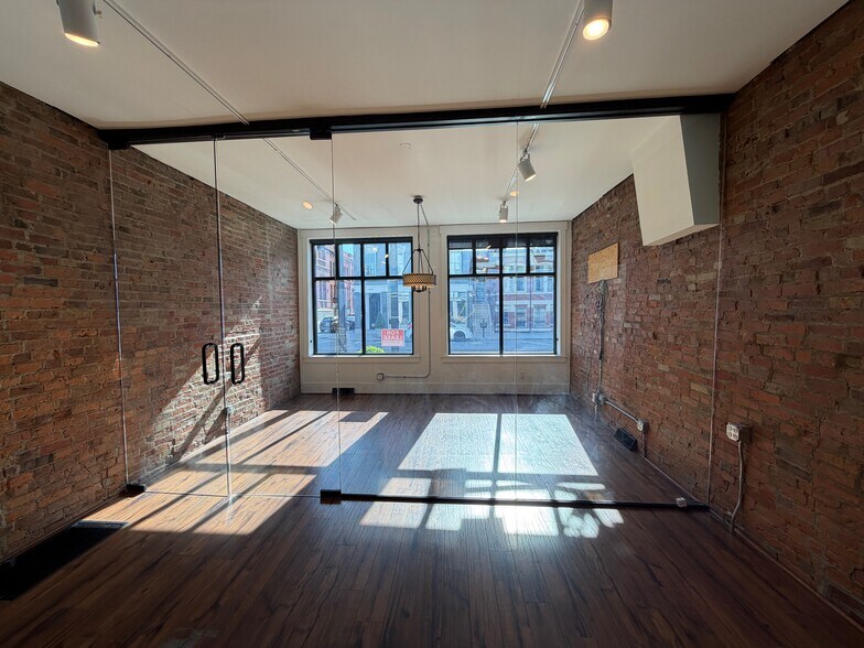 1400 Elm St, Cincinnati, OH à louer - Photo de l’immeuble – Image 3 sur 10