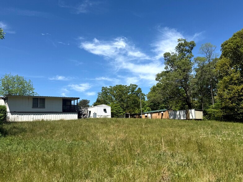 142 Edith Dr, Taylors, SC à vendre - Photo de l’immeuble – Image 3 sur 11