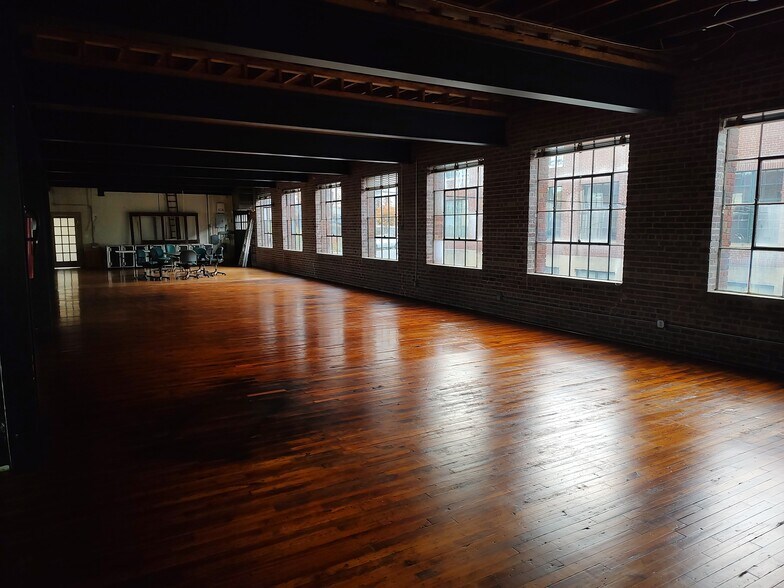 501 Penman St, Charlotte, NC à vendre - Photo intérieure – Image 3 sur 8