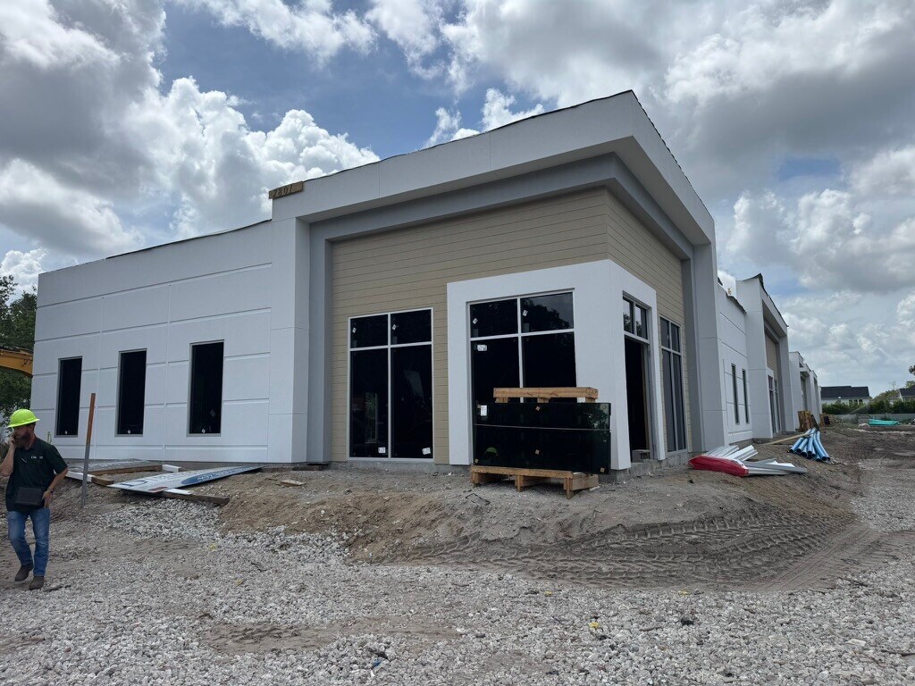 2801 W Lake Mary Blvd, Lake Mary, FL à louer Photo de l’immeuble– Image 1 sur 11