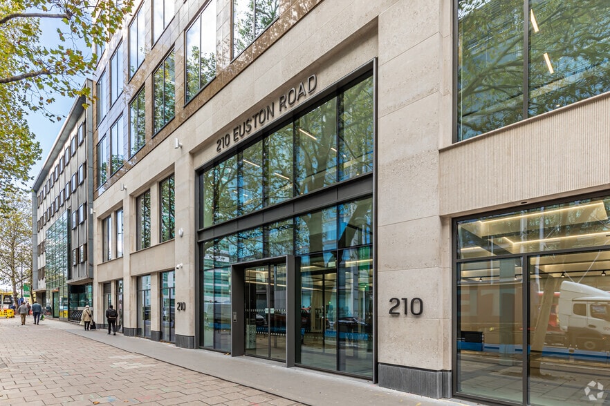 210 Euston Rd, Londres à louer - Photo de l’immeuble – Image 3 sur 7