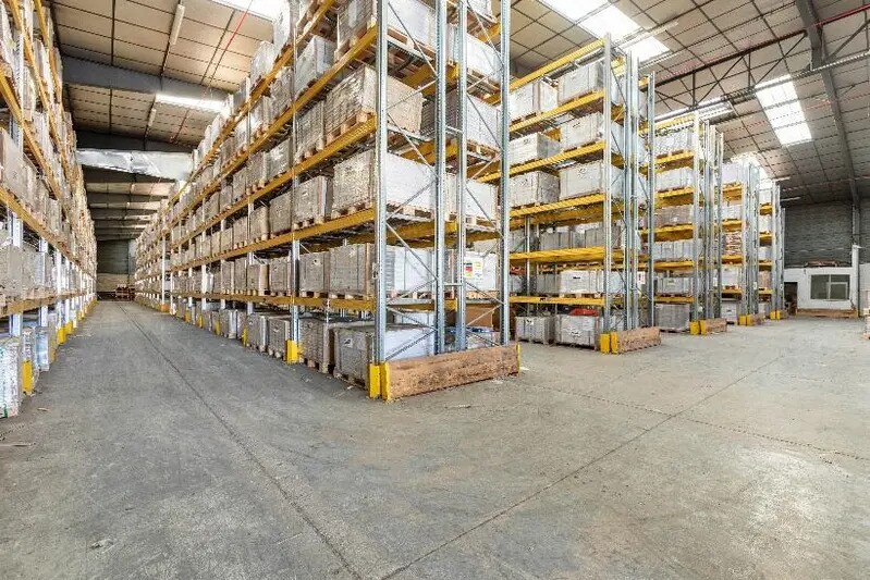 Industriel/Logistique dans Le Blanc-Mesnil à louer - Photo de l’immeuble – Image 2 sur 7