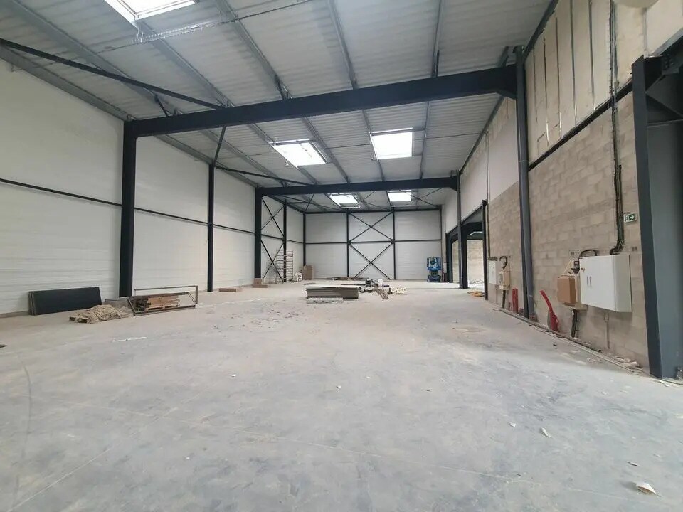 Local d'activités dans Bondoufle à vendre Photo intérieure– Image 1 sur 11