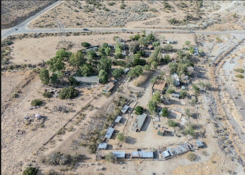 34270 Cheseboro Rd, Palmdale, CA à vendre - Photo de l’immeuble – Image 3 sur 20