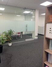 3000 W Olympic Blvd, Los Angeles, CA à louer Photo intérieure– Image 2 sur 4