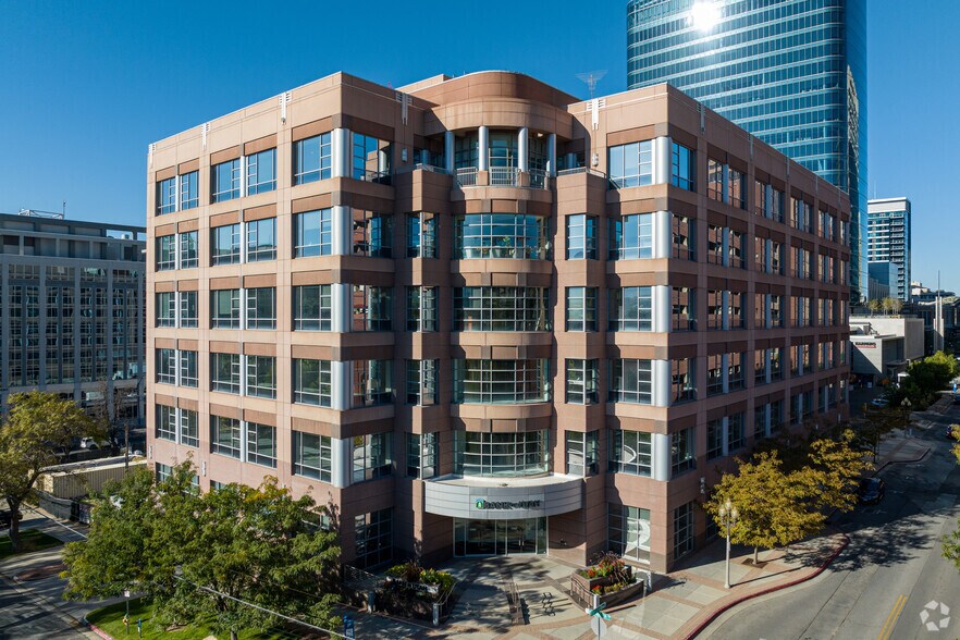 150 E Social Hall Ave, Salt Lake City, UT à louer - Photo de l’immeuble – Image 2 sur 31