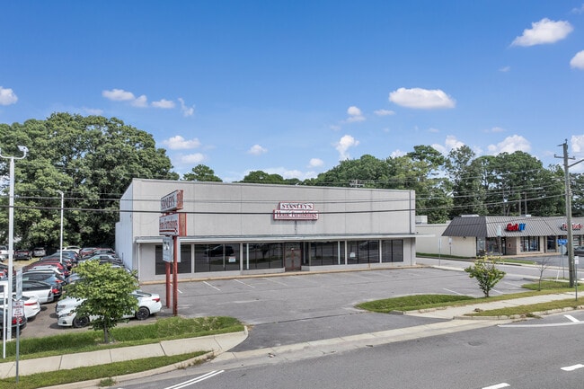 Plus de détails pour 6542 E Virginia Beach Blvd, Norfolk, VA - Local commercial à vendre