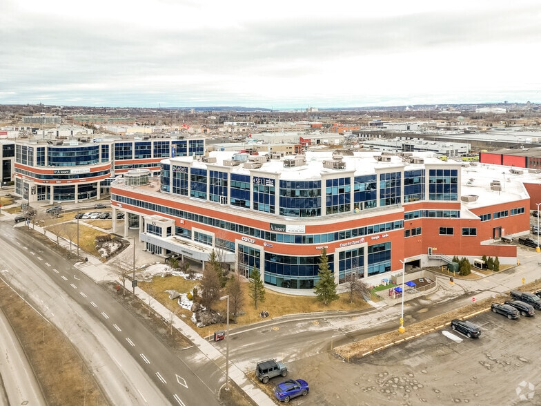 825 Boul Lebourgneuf, Québec, QC à louer - Aérien – Image 2 sur 3