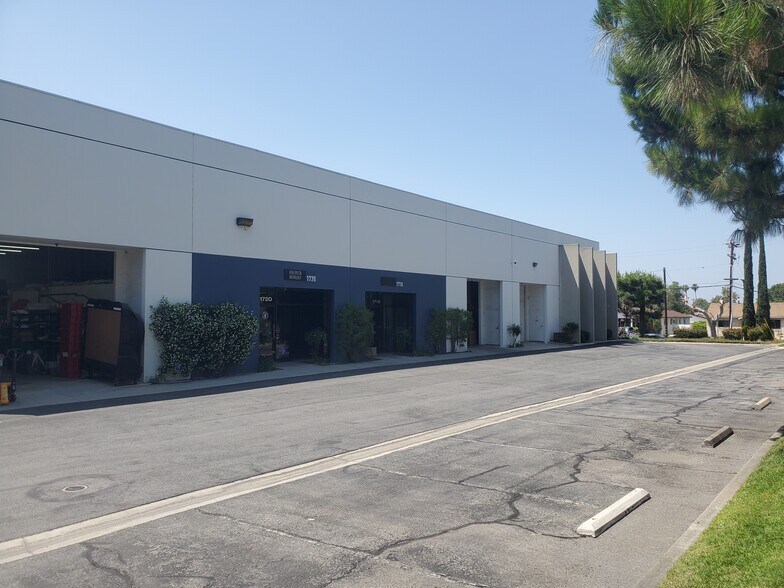1700-1790 Evergreen St, Duarte, CA à louer - Photo de l’immeuble – Image 3 sur 4