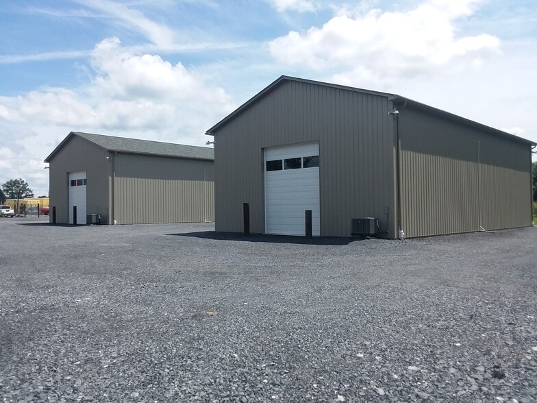 4292 Belvoir Rd, Marshall, VA à louer - Photo de l’immeuble – Image 2 sur 6