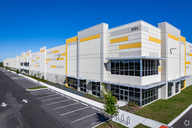 Plus de détails pour Wesley Rd, Apopka, FL - Industriel/Logistique à louer