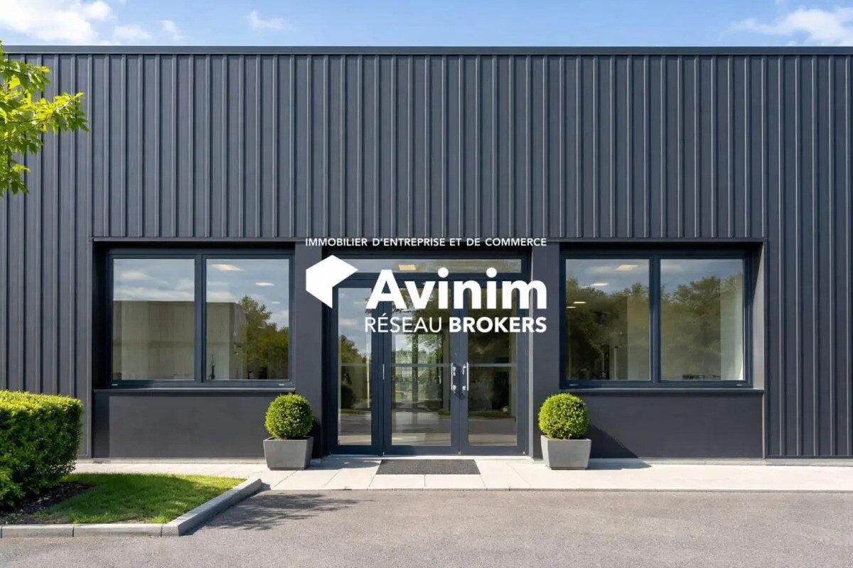 Local d’activités dans Domont à louer Photo de l’immeuble– Image 1 sur 2