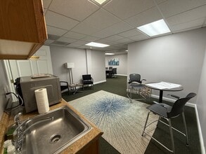 101 Dalton Place Way, Knoxville, TN à louer Photo de l’immeuble– Image 2 sur 6