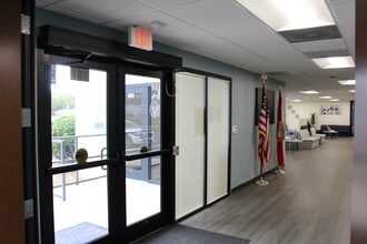 4524 Oak Fair Blvd, Tampa, FL à louer Photo intérieure– Image 2 sur 10