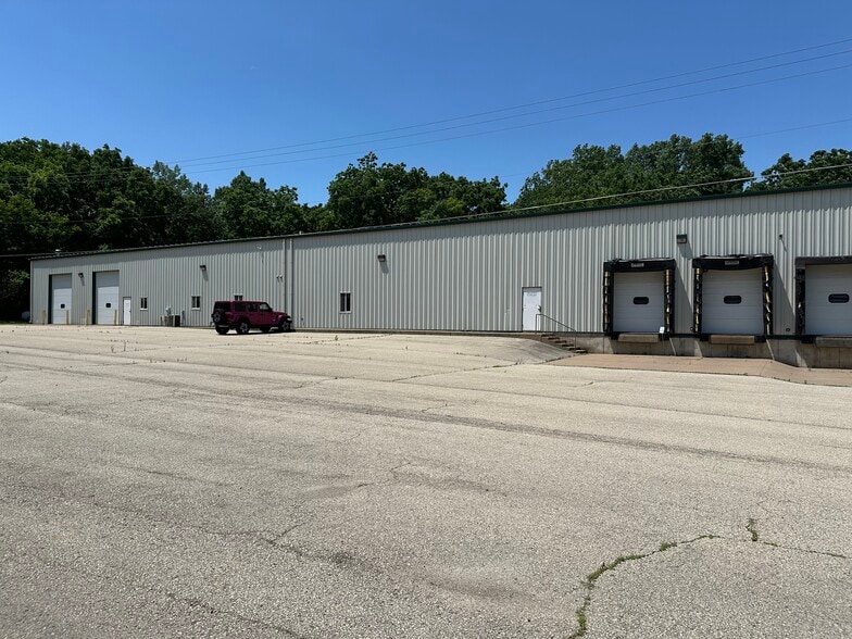 31435 Veterans Rd, La Crescent, MN à vendre - Photo de l’immeuble – Image 2 sur 11