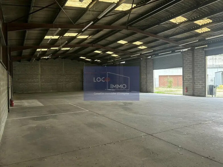Industriel/Logistique dans Cenon à louer - Photo intérieure – Image 2 sur 11
