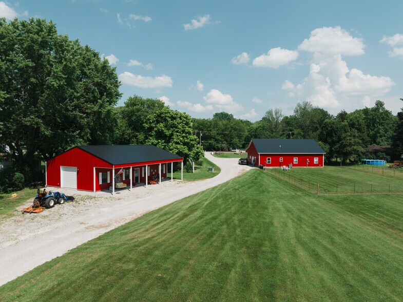 7831 IN-59, Brazil, IN à vendre - Photo de l’immeuble – Image 3 sur 9