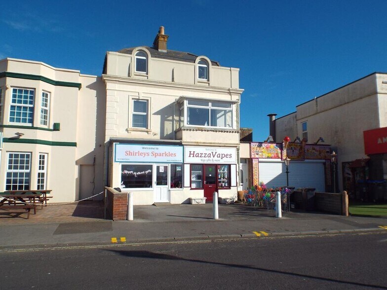 2 Esplanade, Burnham On Sea à vendre - Photo de l’immeuble – Image 2 sur 28