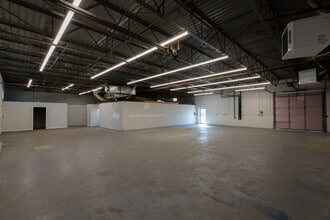 1106 Industrial Parkway, Brick, NJ à louer Photo de l’immeuble– Image 1 sur 7