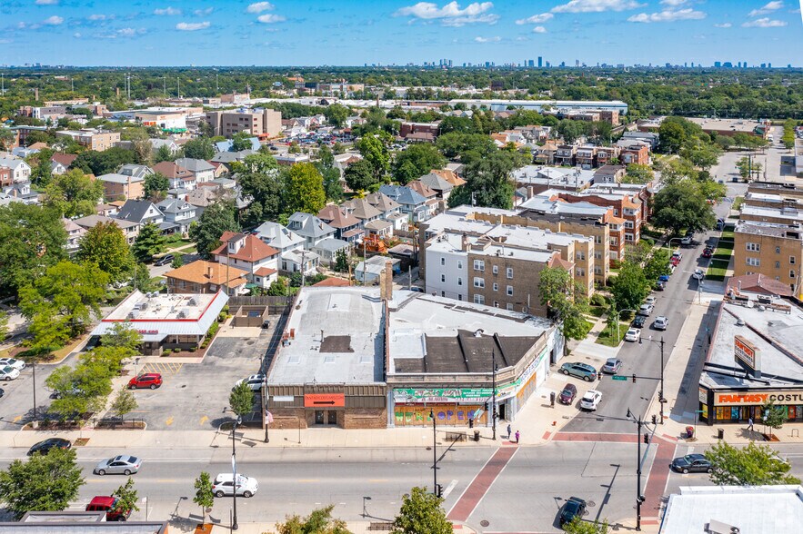 4101 N Milwaukee Ave, Chicago, IL à vendre - Aérien – Image 2 sur 2