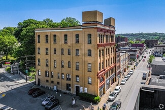 Plus de détails pour 146-150 E Main St, Carnegie, PA - Bureau à louer