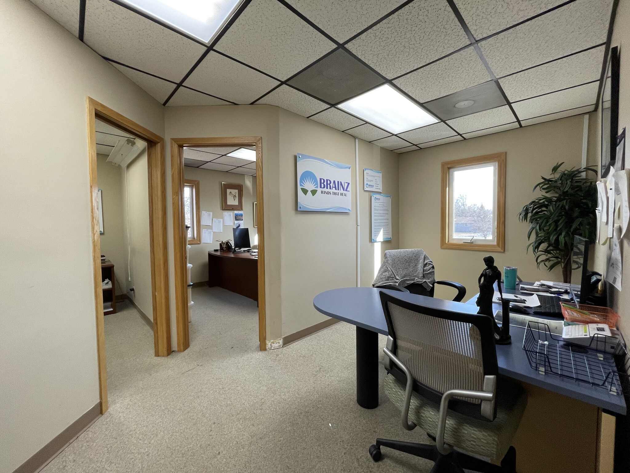 7845 Brooklyn Blvd, Brooklyn Park, MN à louer Photo de l’immeuble– Image 1 sur 5
