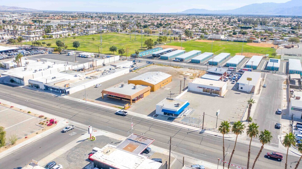 83191 State Highway 111, Indio, CA à vendre - Photo de l’immeuble – Image 2 sur 7