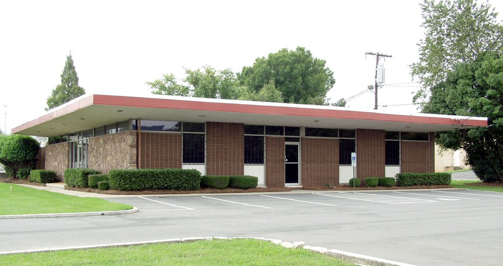 4829 Brookshire Blvd, Charlotte, NC à vendre - Autre – Image 2 sur 5